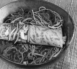 Veg Chowmein Cheese Roll