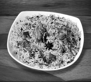 Hyderabadi chicken biryani 1pc
