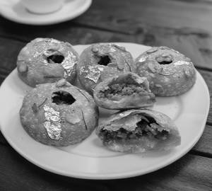 Mawa Kachori 