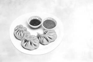 Paneer Momo Steamed                               