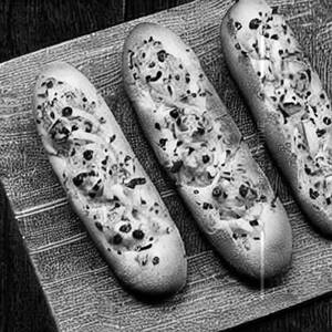 Exotic Open Garlic Breads
