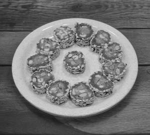 Dry Fruit Pista Roll