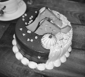 Bele Choco Vanilla Cake