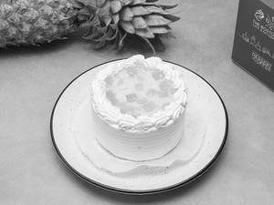 Pineapple Vanilla Vegan & Gluten Free Bento Cake