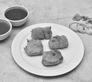Paneer Pakora 8 Pcs