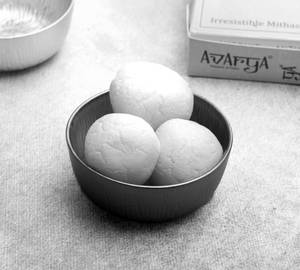 Sponge Rasgulla
