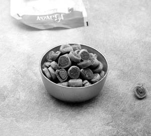Mini Bhakarwadi (200 Gms)