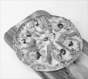 Tandoori Paneer Pizza