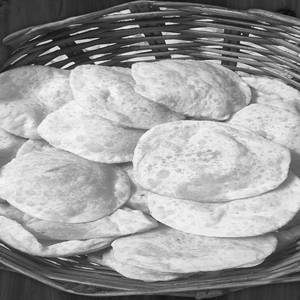 Dalpuri (17 Pcs) With Potato Sabji