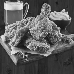 Hot'n crunchy fried chicken 4 Pc's