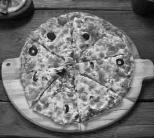 Veg Cheese Pizza