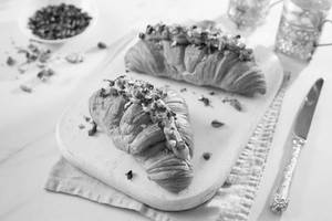 Pistachio Croissant