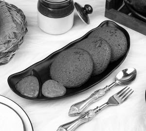 Beetroot Idli  (3 Pcs)