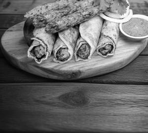 Chicken Seekh Roll