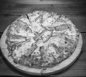 Paneer Tikka Pizza