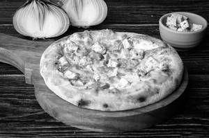 Paneer And Onion Pizza [7 Inches]