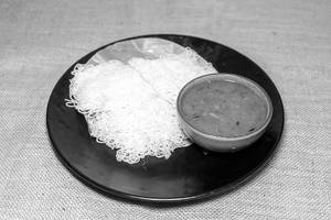 Idiyappam With Potato And Onion Stew [3 Pcs]