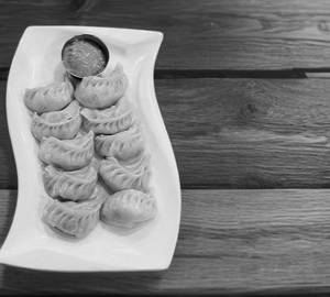 Chicken Steamed Momos 8 pcs