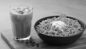 Veg Hakka Noodles + Cold Coffee