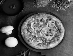 Mushroom Magic Pizza