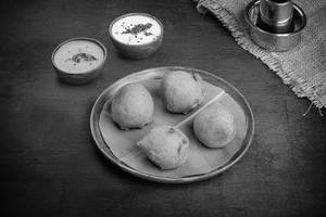 Aloo Bonda (4 Pcs)