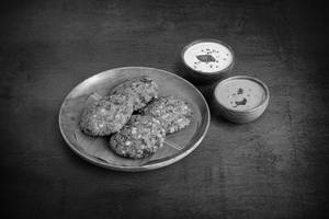 Masala Vadai (4 Pcs)