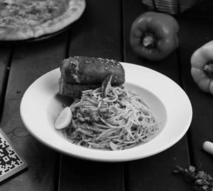 Spaghetti Aglio E Olio Pepperoncino Pasta