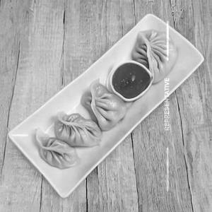 Mushroom Momos [6 Pieces]