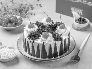 Black Forest Cake [600 Gms]