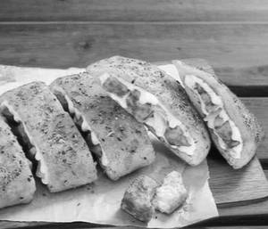 Paneer Garlic Bread