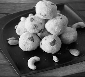 Rava Laddu 