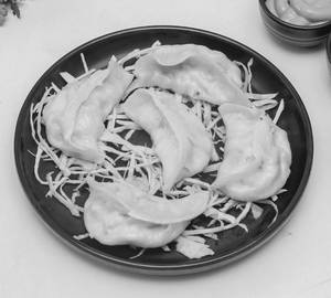 Steamed Paneer Momos