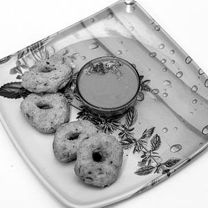 Medhu Vadai(4 Nos)