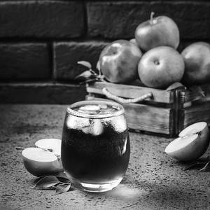Apple Pour Over