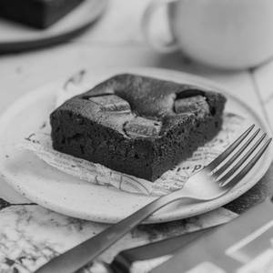 Nutty Walnut Brownie [1 Piece]