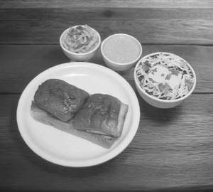 Butter Cheese Pav Bhaji (2 Pcs)