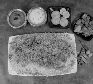 Special Hyderabadi Veg Biryani Family Pack