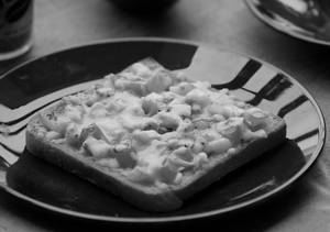 O T C Bread Pizza
