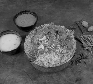 Special Hyderabadi Chicken Biryani