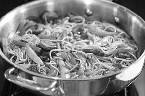 Prawns Lo Mein