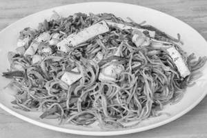 Paneer Hakka Noodles
