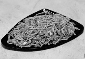 Vej hakka noodles