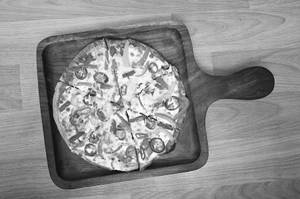 Penta Peproni Pizza