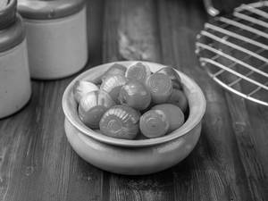 Pink Vinegar Onions