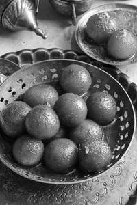 Gulab Jamun [1Pc]