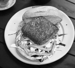 Paneer burger