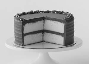 6 inch Mini Vanilla Cake with Chocolate Buttercream