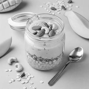 Mango Crunch Oat & Smoothie Jar