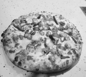 Paneer Makhani Pizza