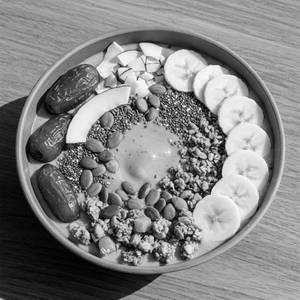 The Majestic Smoothie Bowl